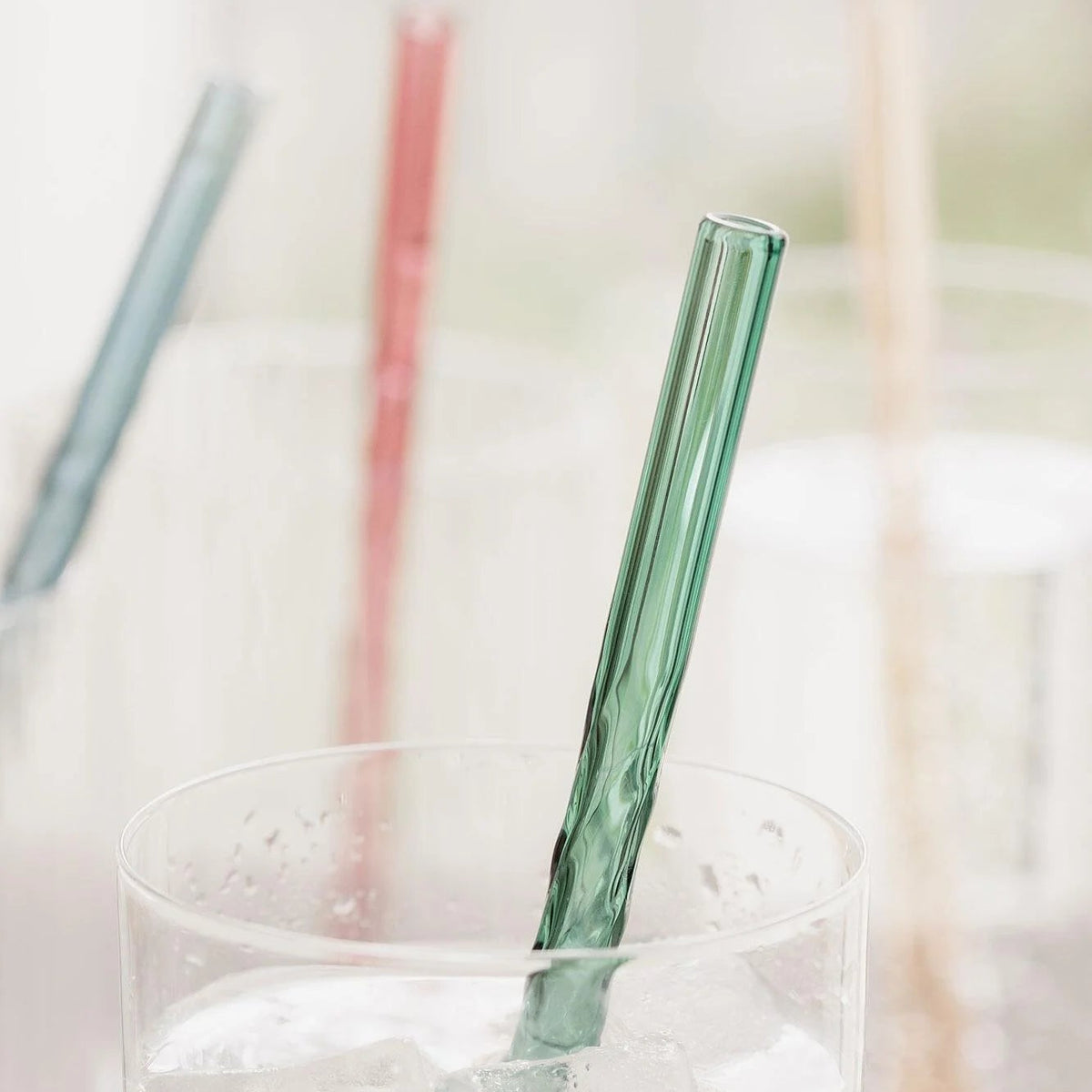Twist Coloured Glass Straws Set 4