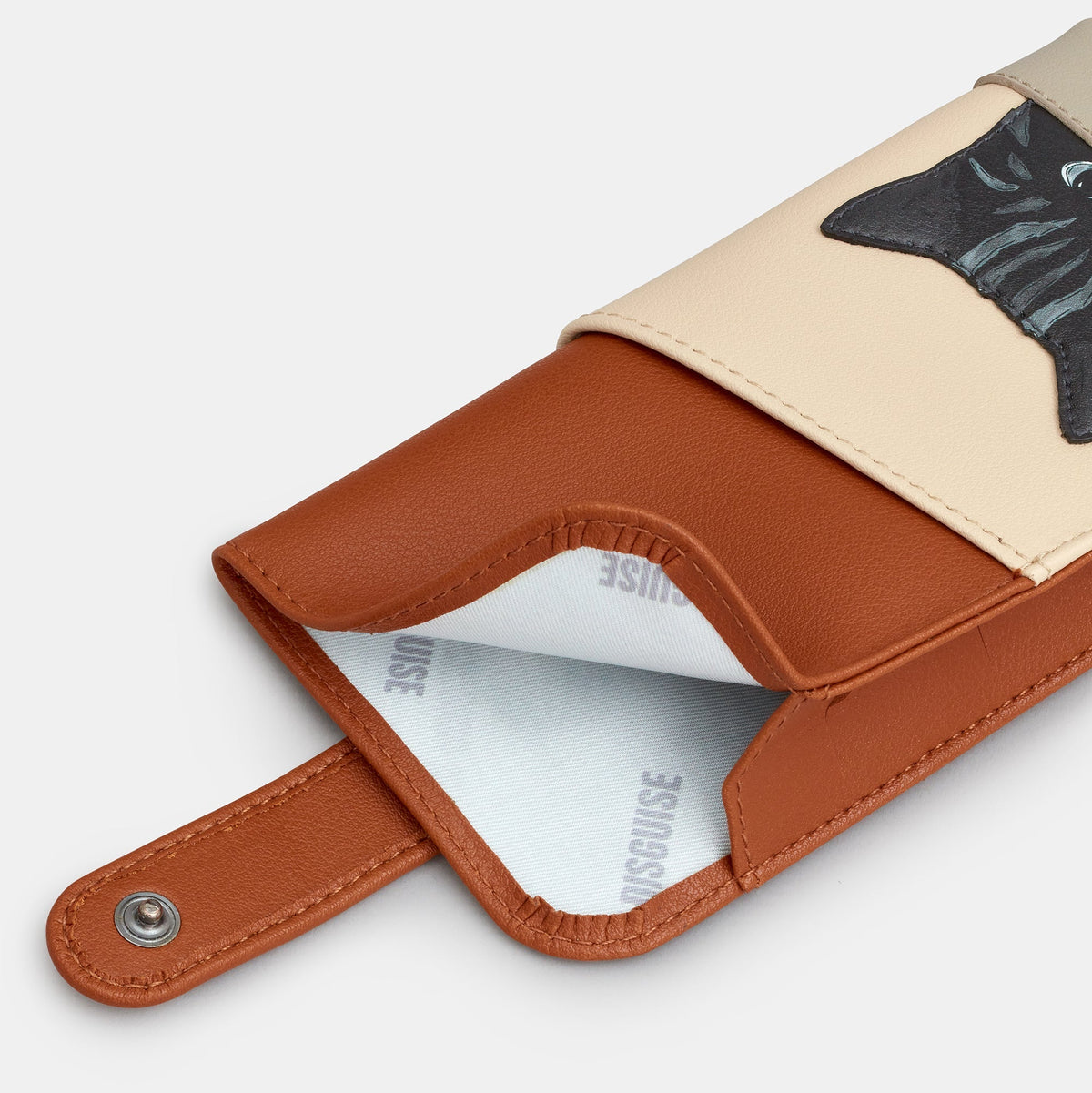 Gatto Cat Glasses Case in mocha and cream, angled view