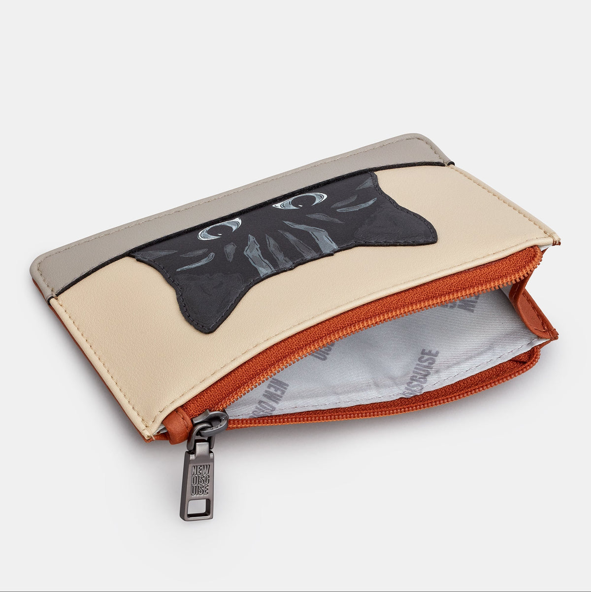 Gatto Cat Zip Top Purse in mocha and cream, angled view