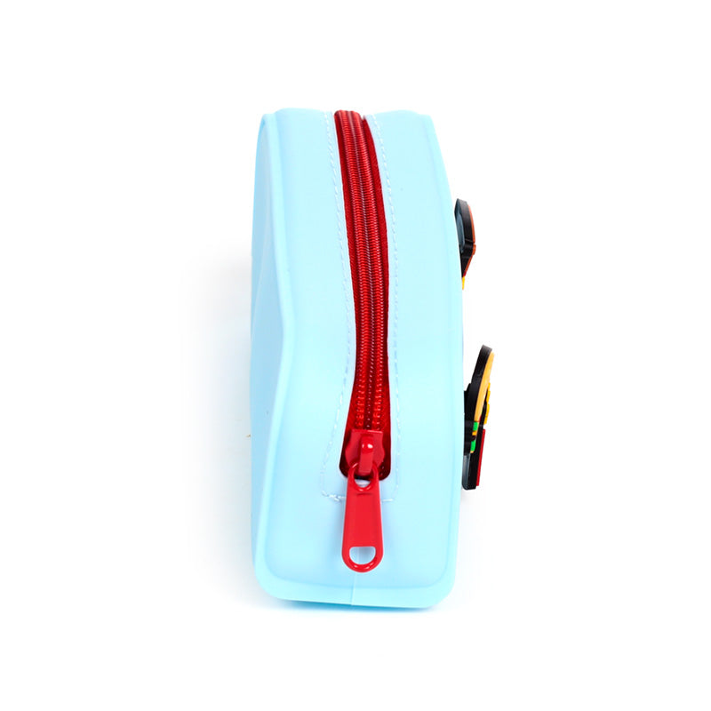 Close view of the chunky red zip on the silicone pencil case
