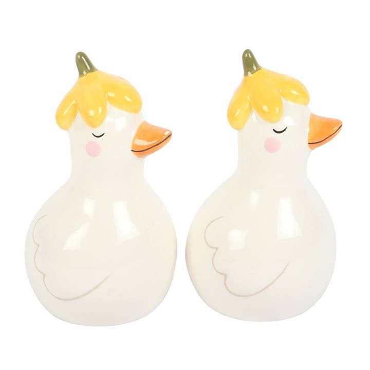 Daisy duck shakers top-down view showing wing detail on white background
